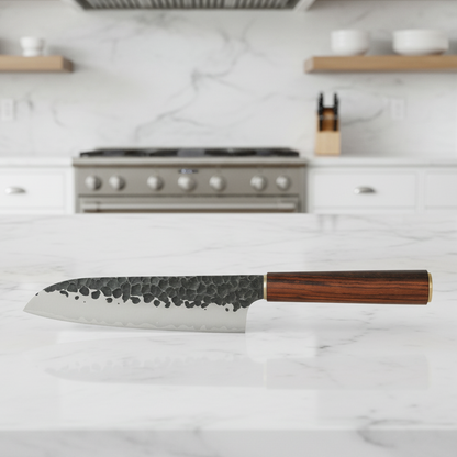 Couteau Santoku Japonais – Kensei Kaizen Acier VG10 • Lame martelée